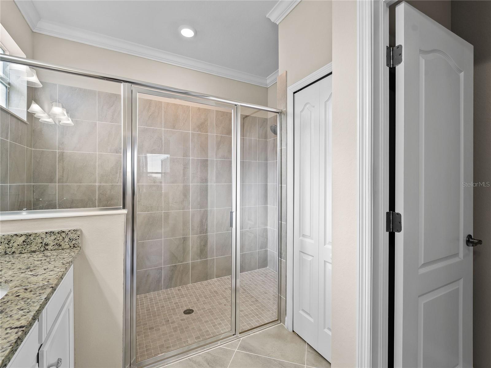 HARBOR WEST - Residential