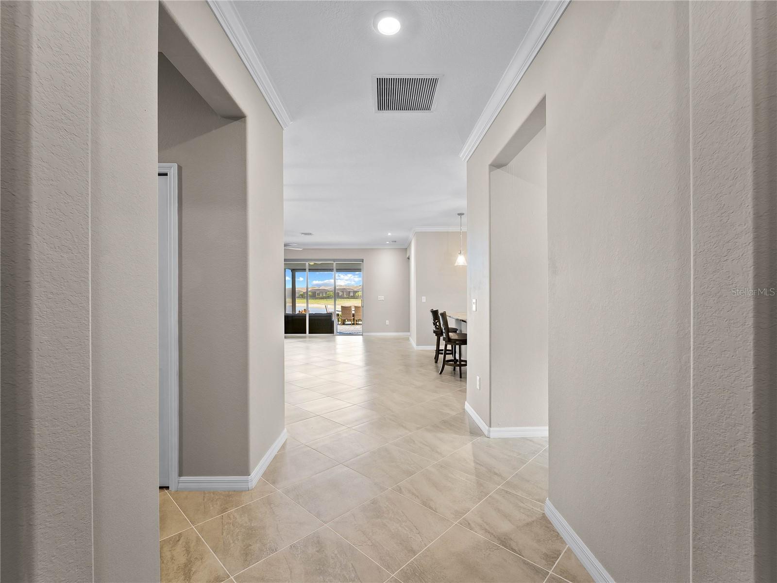 HARBOR WEST - Residential