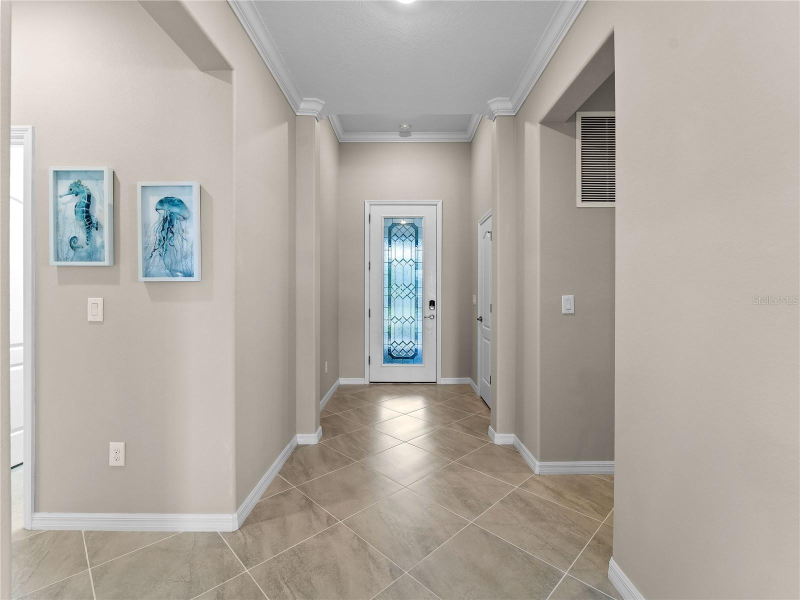 HARBOR WEST - Residential