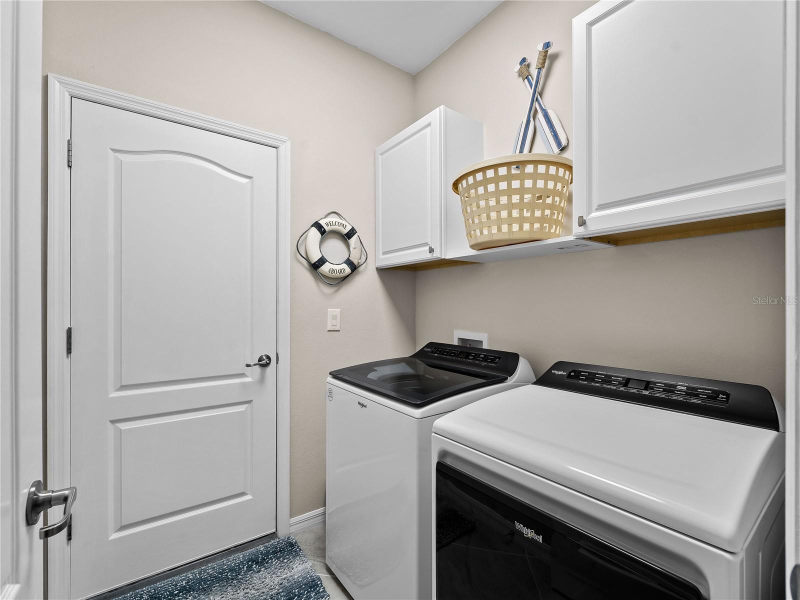 HARBOR WEST - Residential