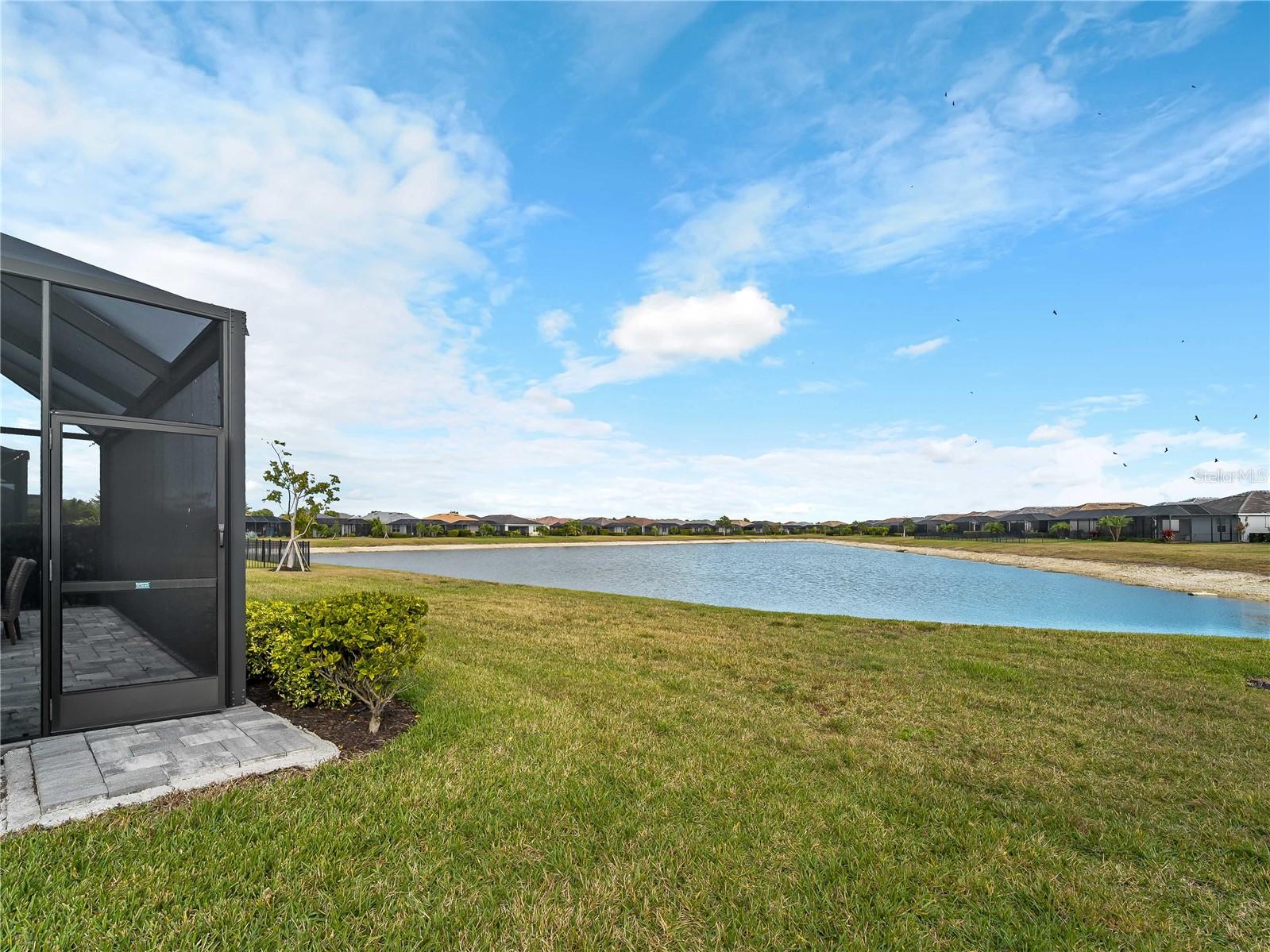 HARBOR WEST - Residential