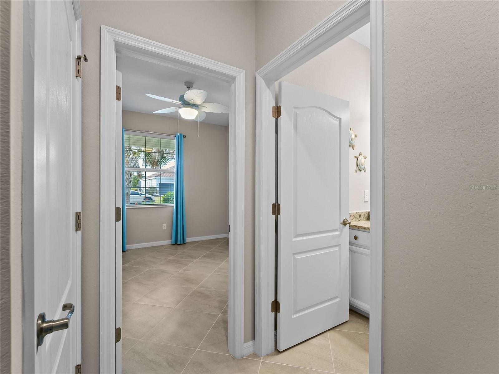 HARBOR WEST - Residential