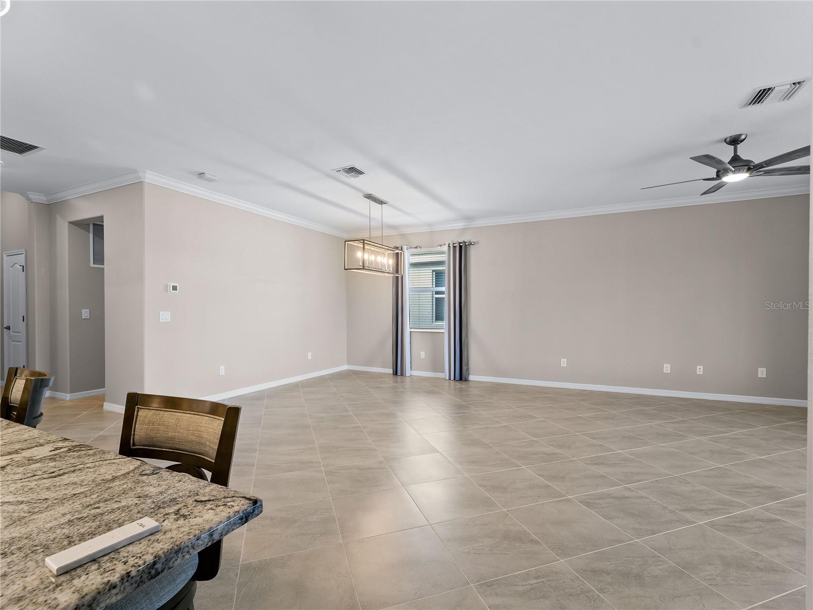 HARBOR WEST - Residential