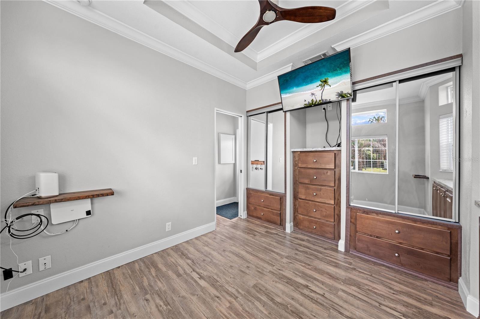 SHELTER COVE - Residential