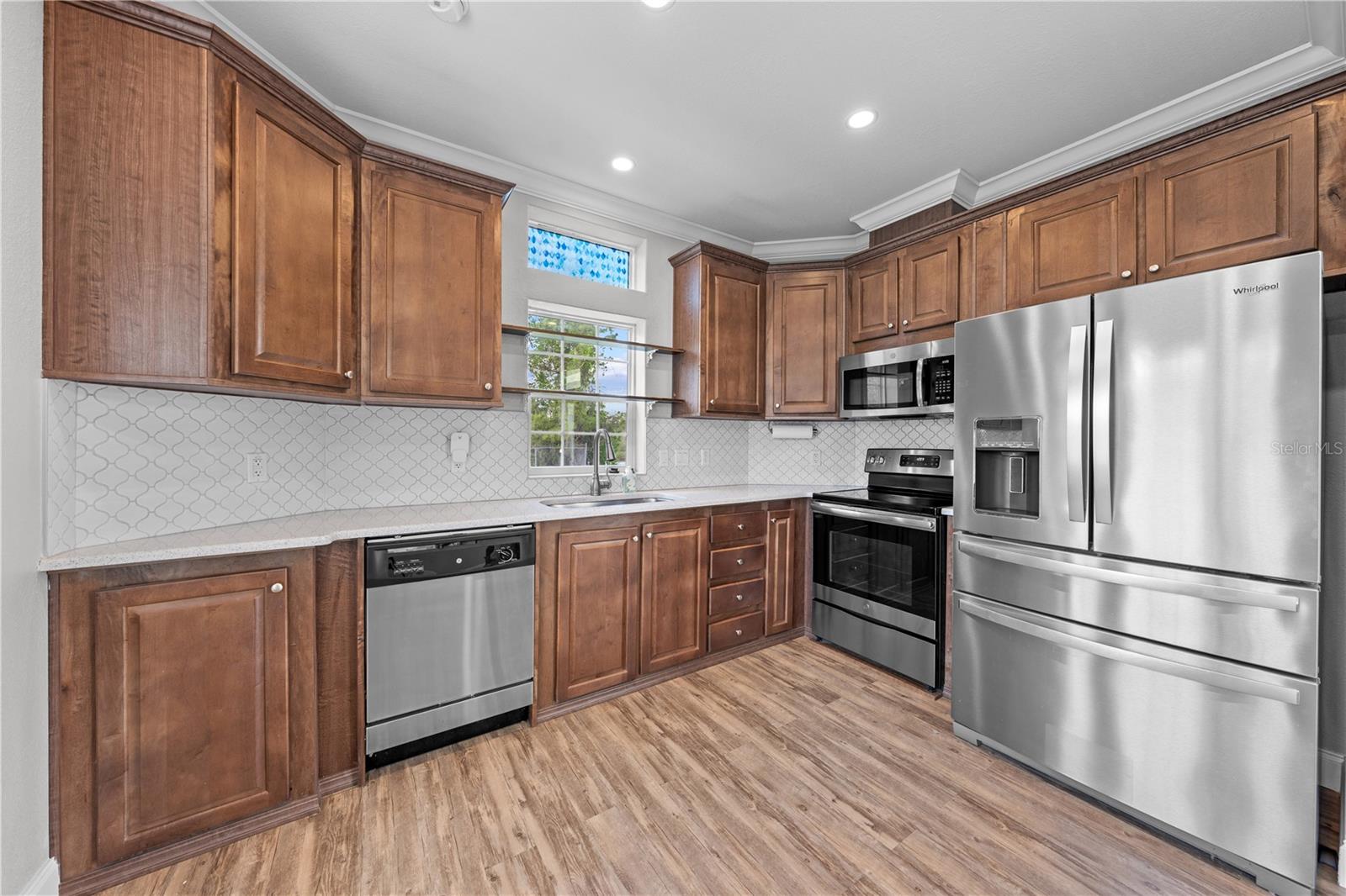 SHELTER COVE - Residential