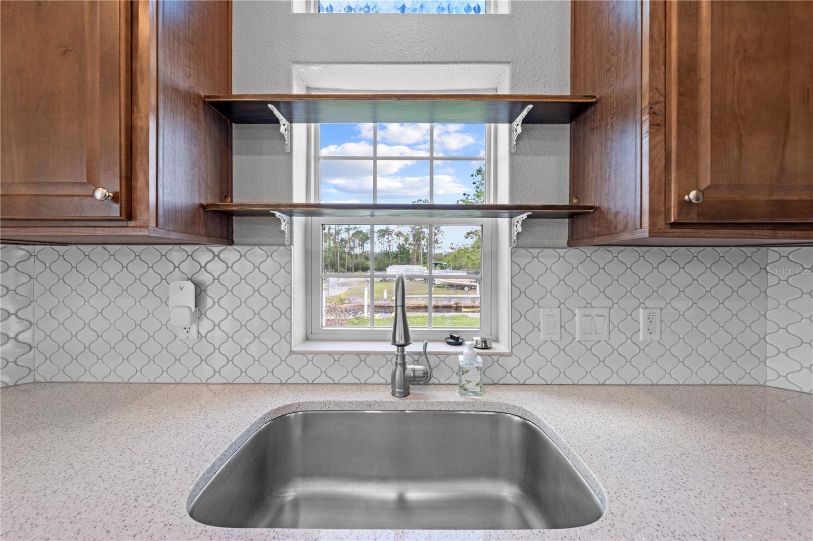 SHELTER COVE - Residential