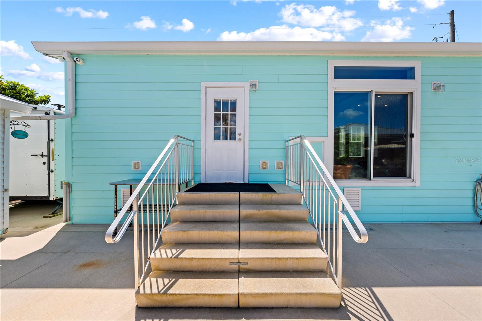 SHELTER COVE - Residential