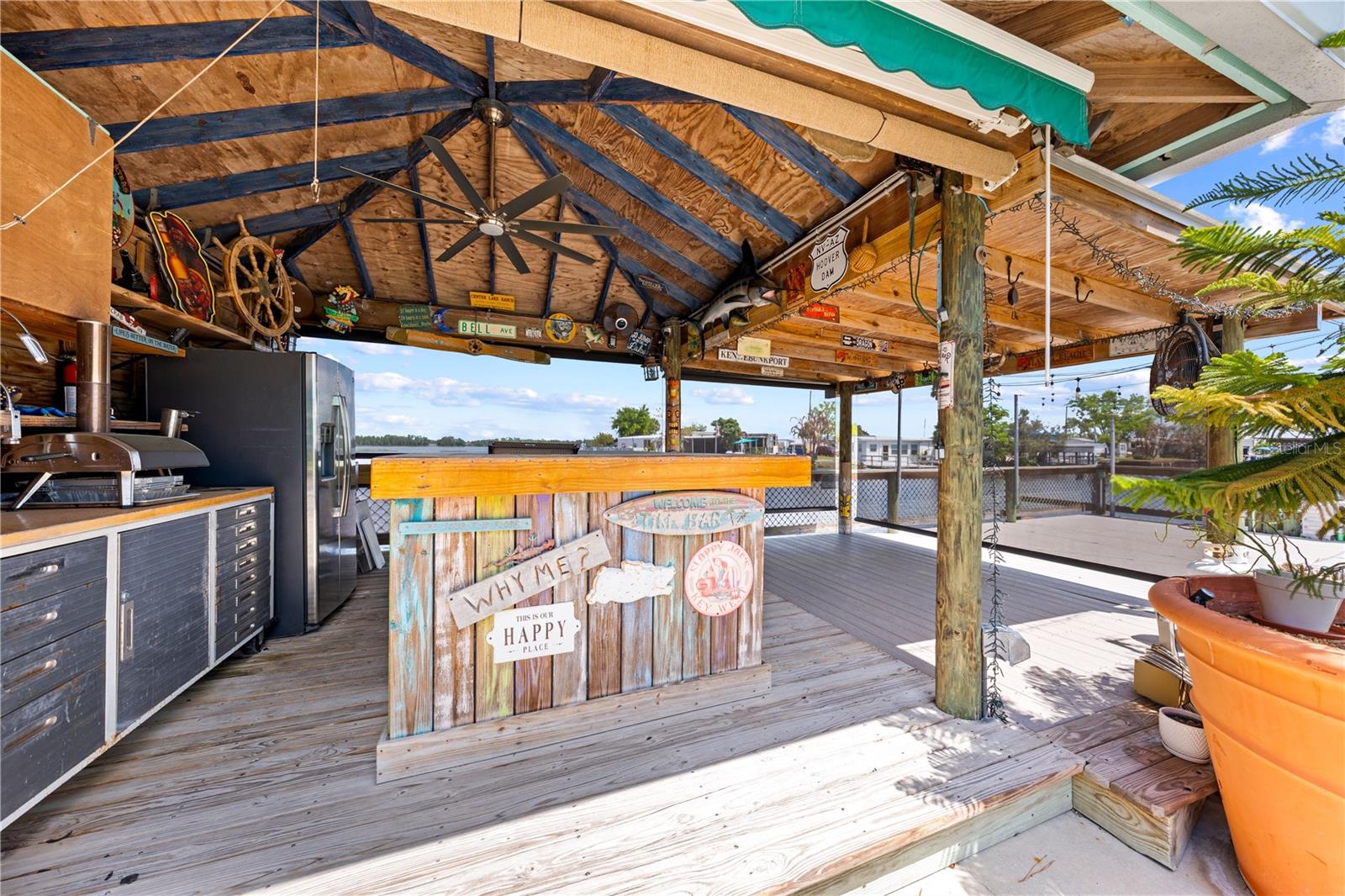 SHELTER COVE - Residential