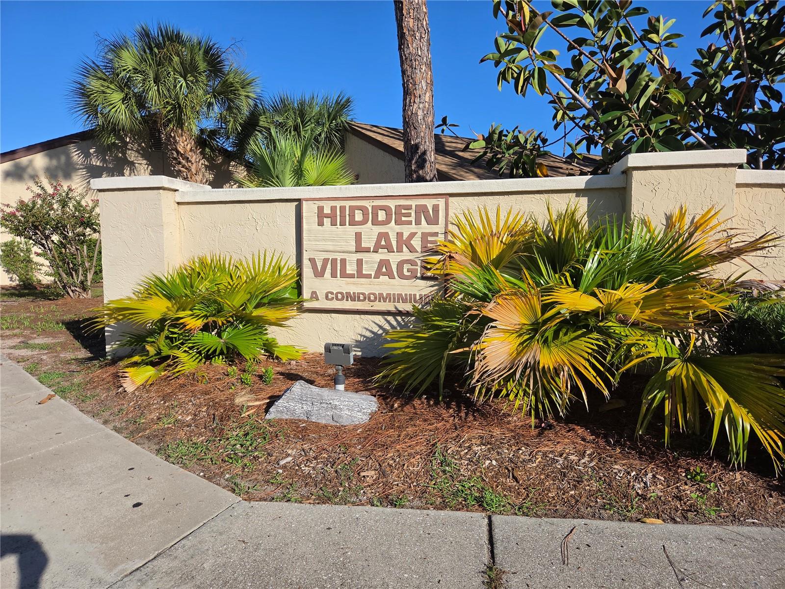 2721 HIDDEN LAKE BOULEVARD C, SARASOTA, FL, 34237 1 2721 HIDDEN LAKE BOULEVARD C