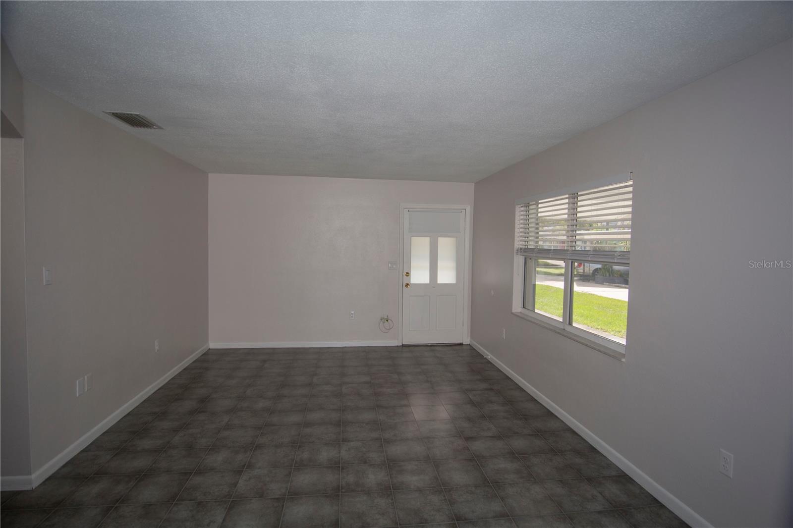 OVERSTREET OAK HILL SUB - Residential Lease