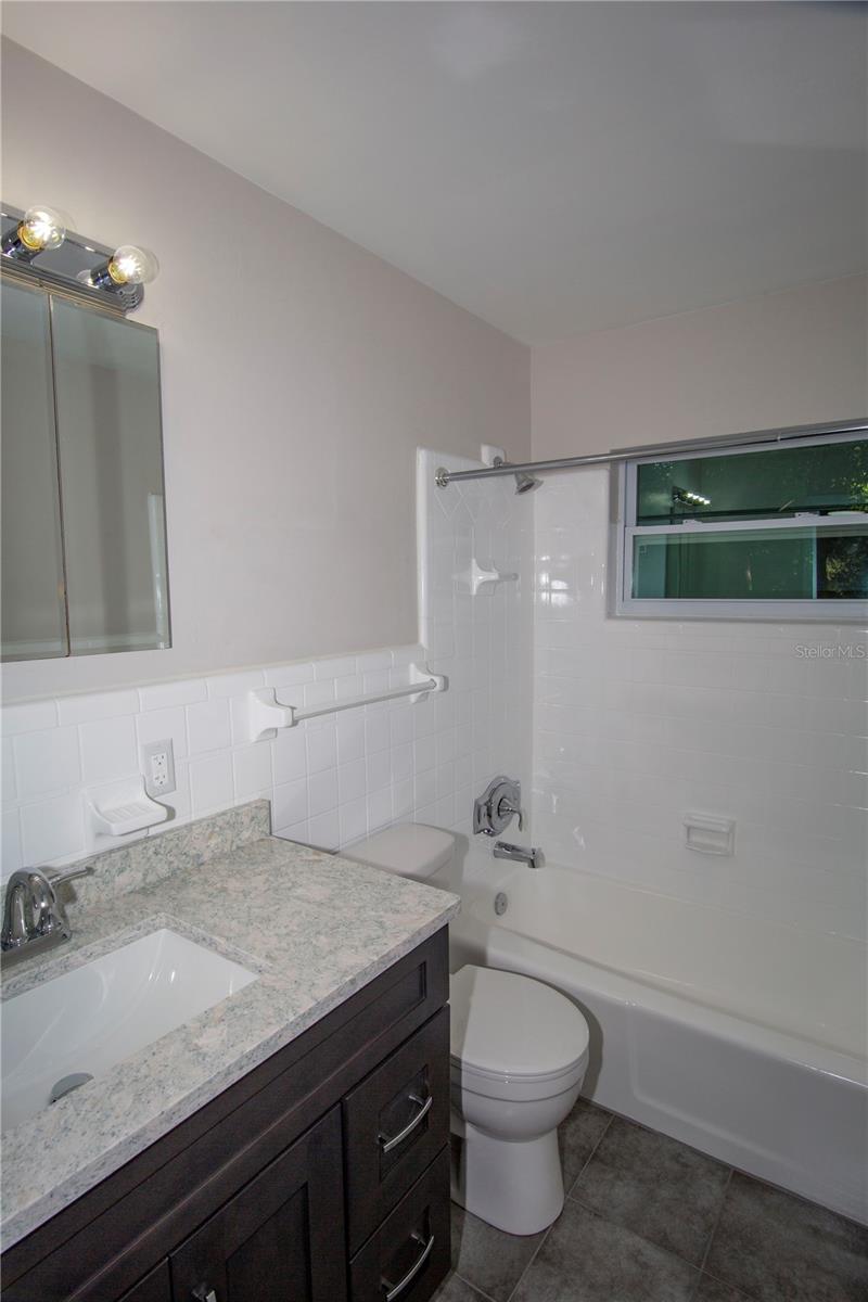 OVERSTREET OAK HILL SUB - Residential Lease