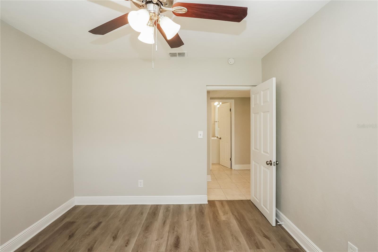 WASHINGTON SHORES SUB - Residential Lease