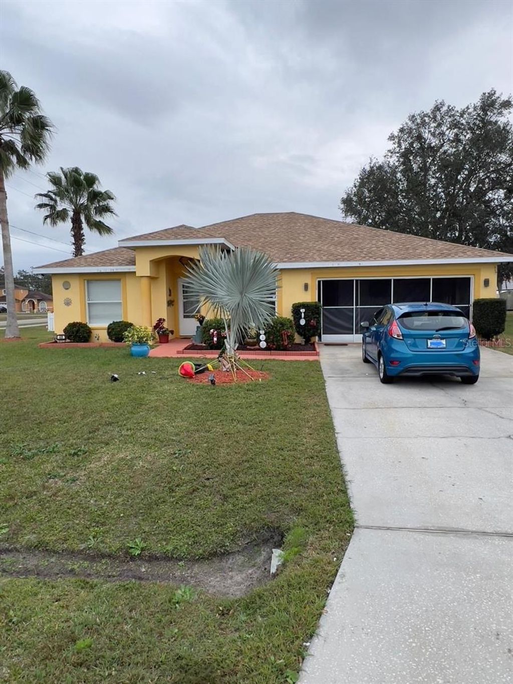 Photo of 481 Dove Dr, Kissimmee, FL 34759 (MLS # O6386993)