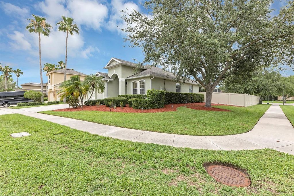 Photo of 14319 Islamorada Drive, Orlando, FL 32837 (MLS # O6370684)