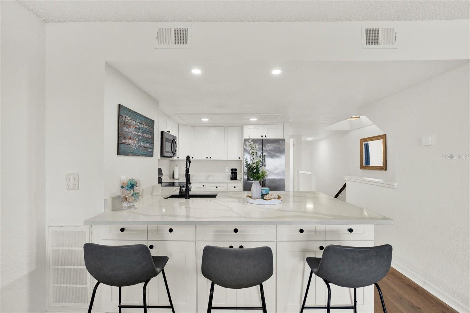 TARA CAY III - Residential