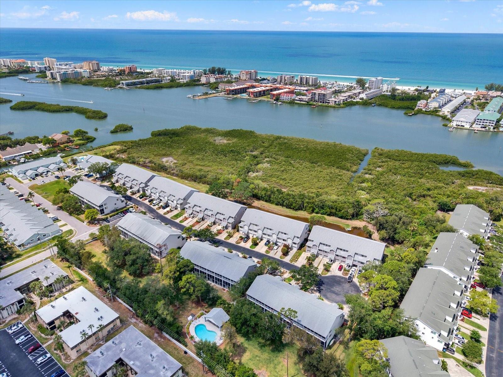 TARA CAY III - Residential