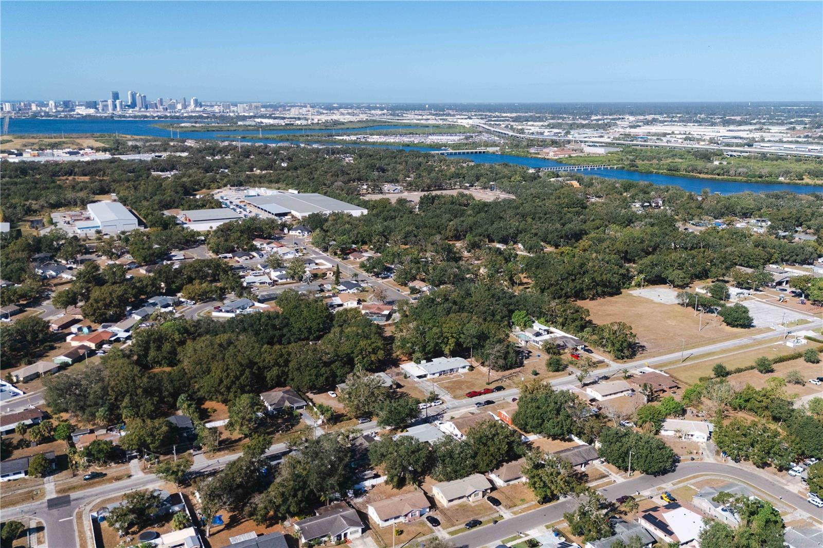 PALM RIVER VILLAGE - Residential