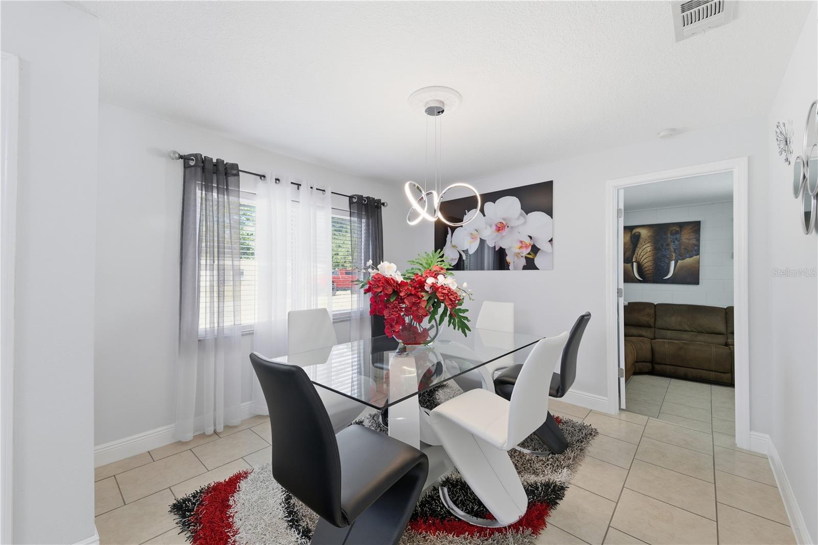 PALM RIVER VILLAGE - Residential