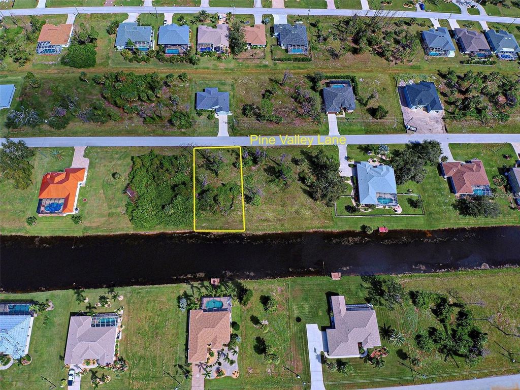 Photo of 26 Pine Valley Lane, Rotonda West, FL 33947 (MLS # N6141446)