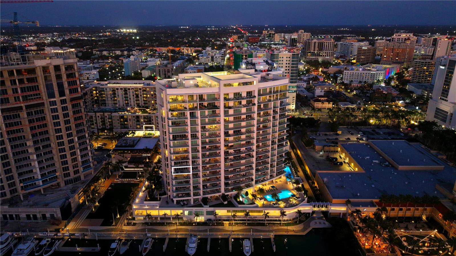 RITZ-CARLTON RESIDENCES, SARASOTA - Residential