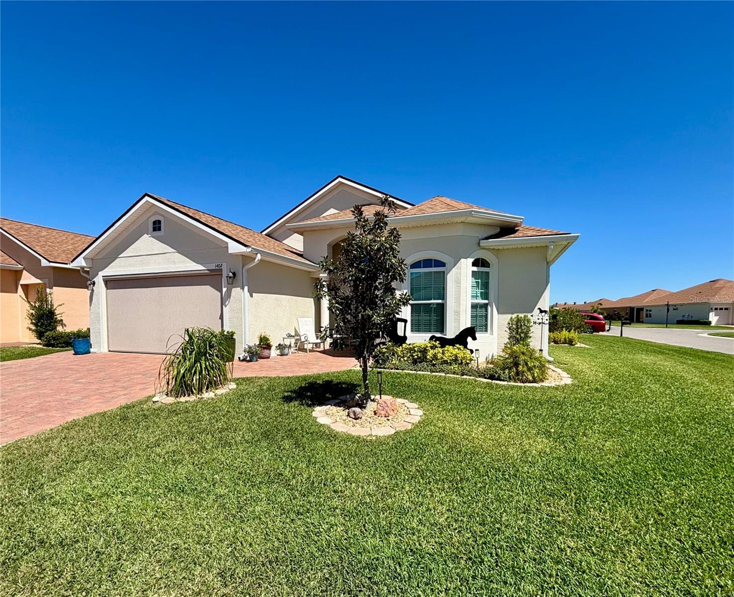 1402 COLONIAL COURT