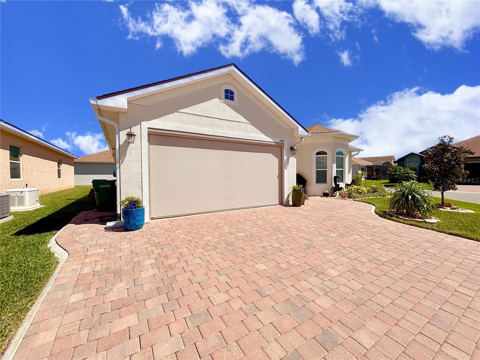 1402 COLONIAL COURT