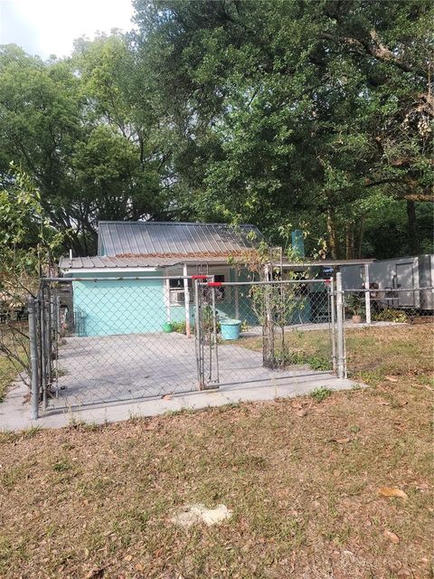 A home in BROOKSVILLE