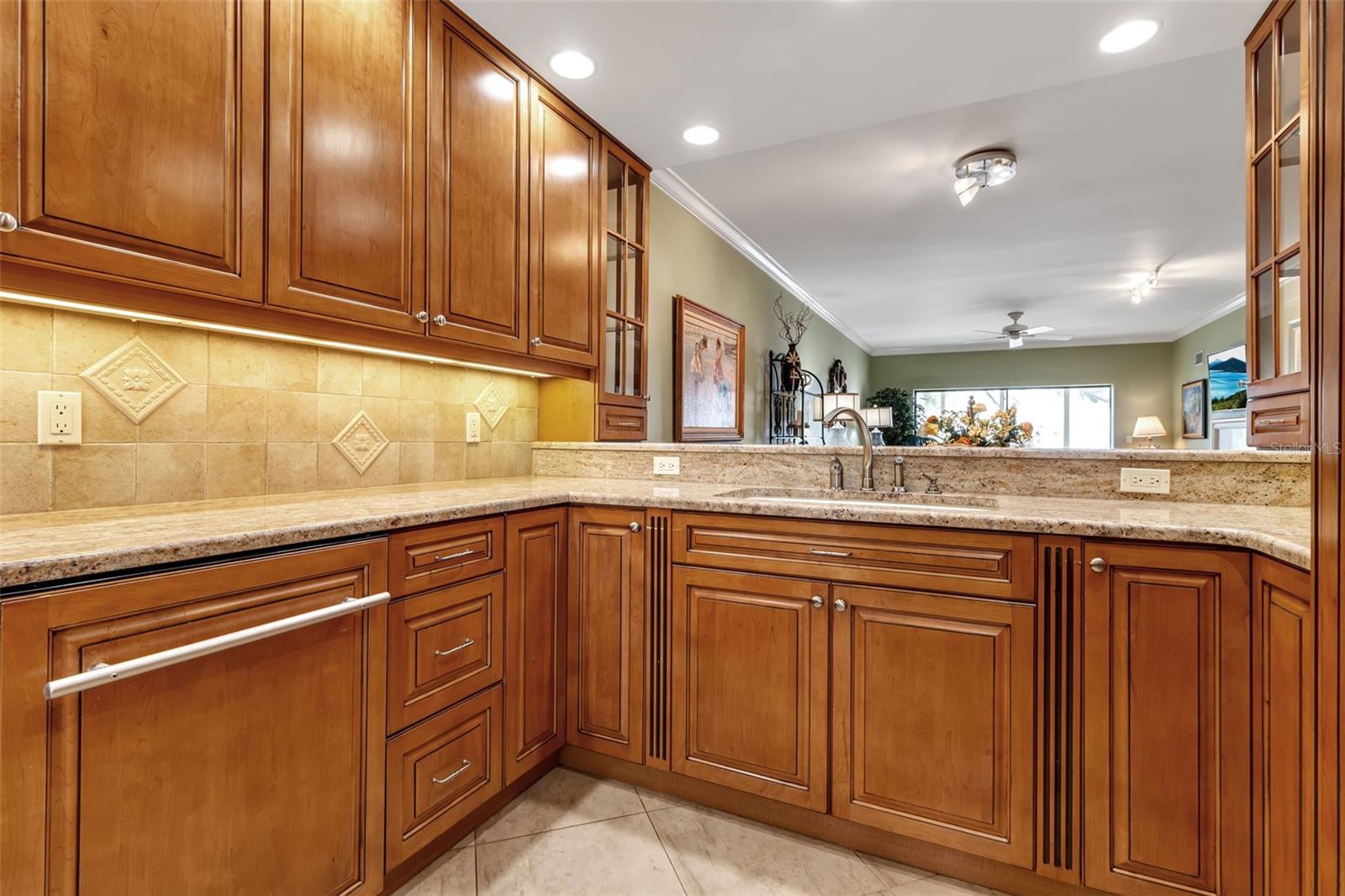 MARINERS COVE I - Residential