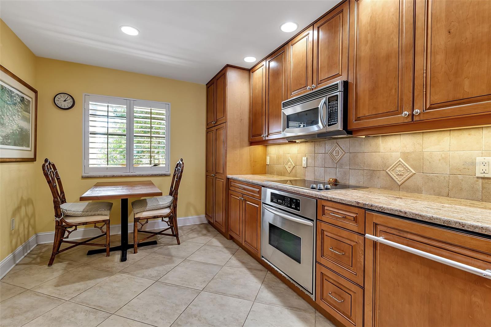 MARINERS COVE I - Residential