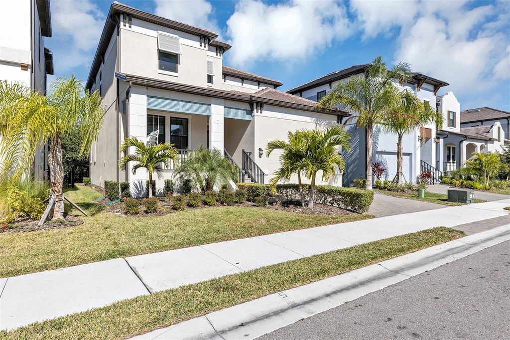 Photo of 1115 Seagrape Drive, Ruskin, FL 33570 (MLS # S5142292)