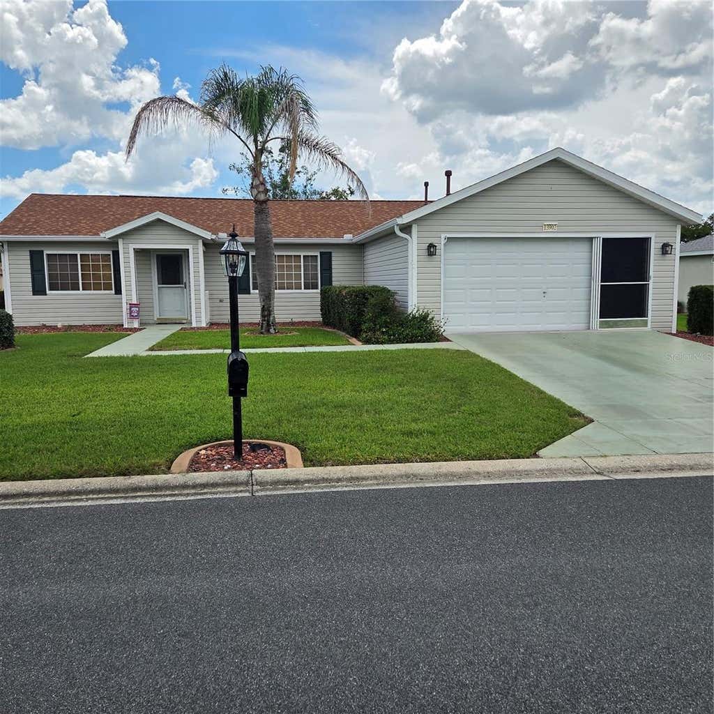 Photo of 13902 SE 85th Court, Summerfield, FL 34491 (MLS # OM727139)