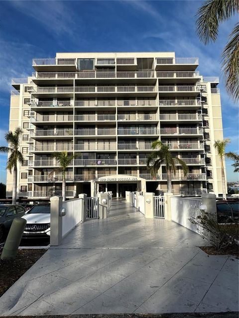 Photo of 500 N Osceola Avenue #403, Clearwater, FL 33755 (MLS # TB8457142)