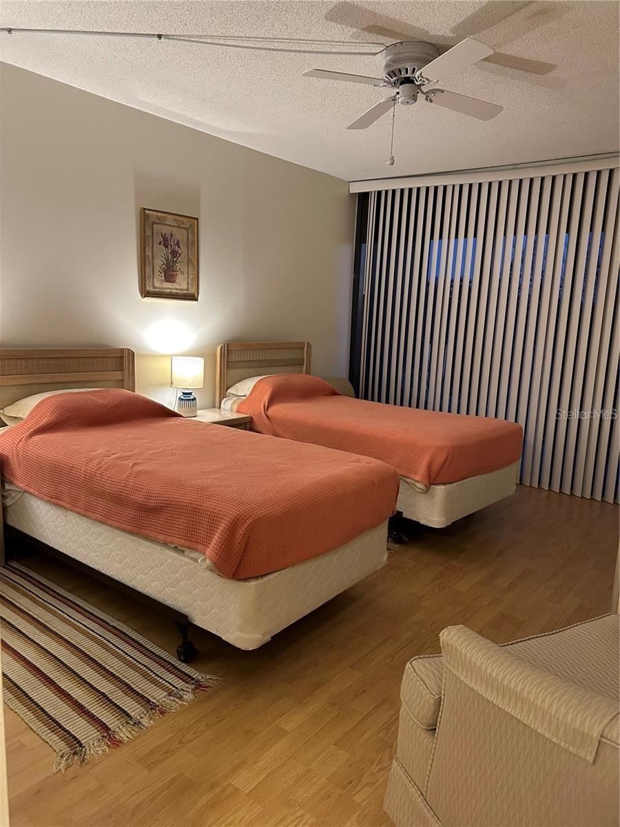 HARBOR BLUFFS WATERFRONT CONDO - Residential