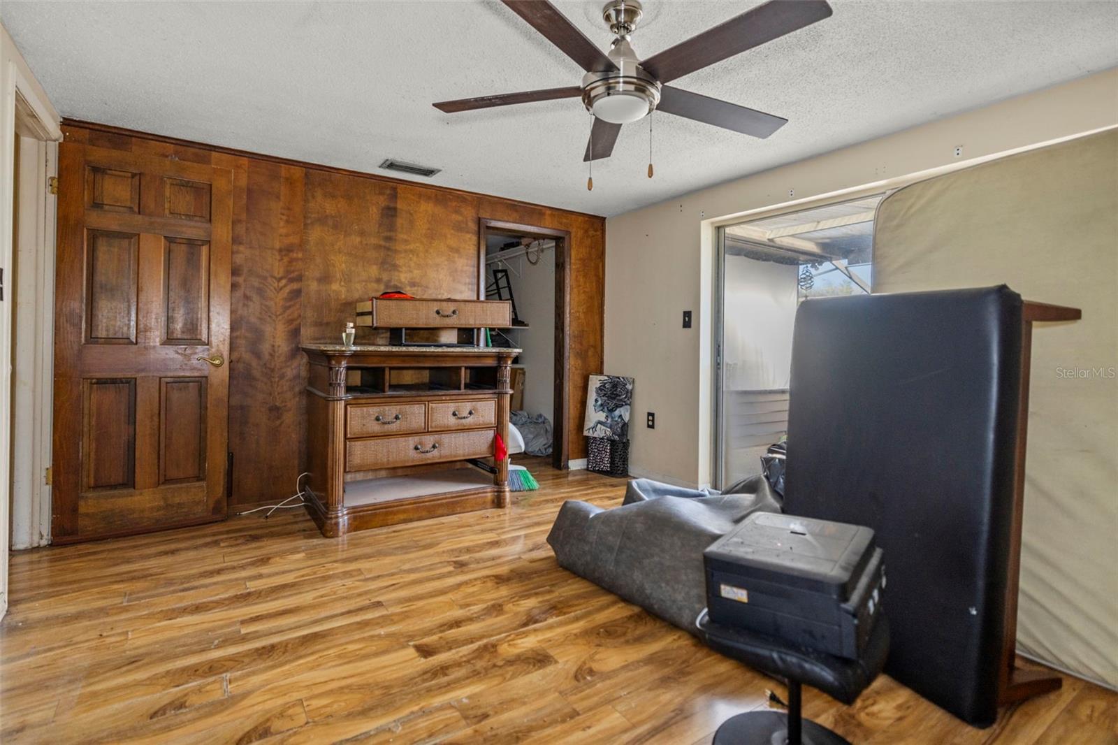 HOLIDAY LAKE ESTATES - Residential