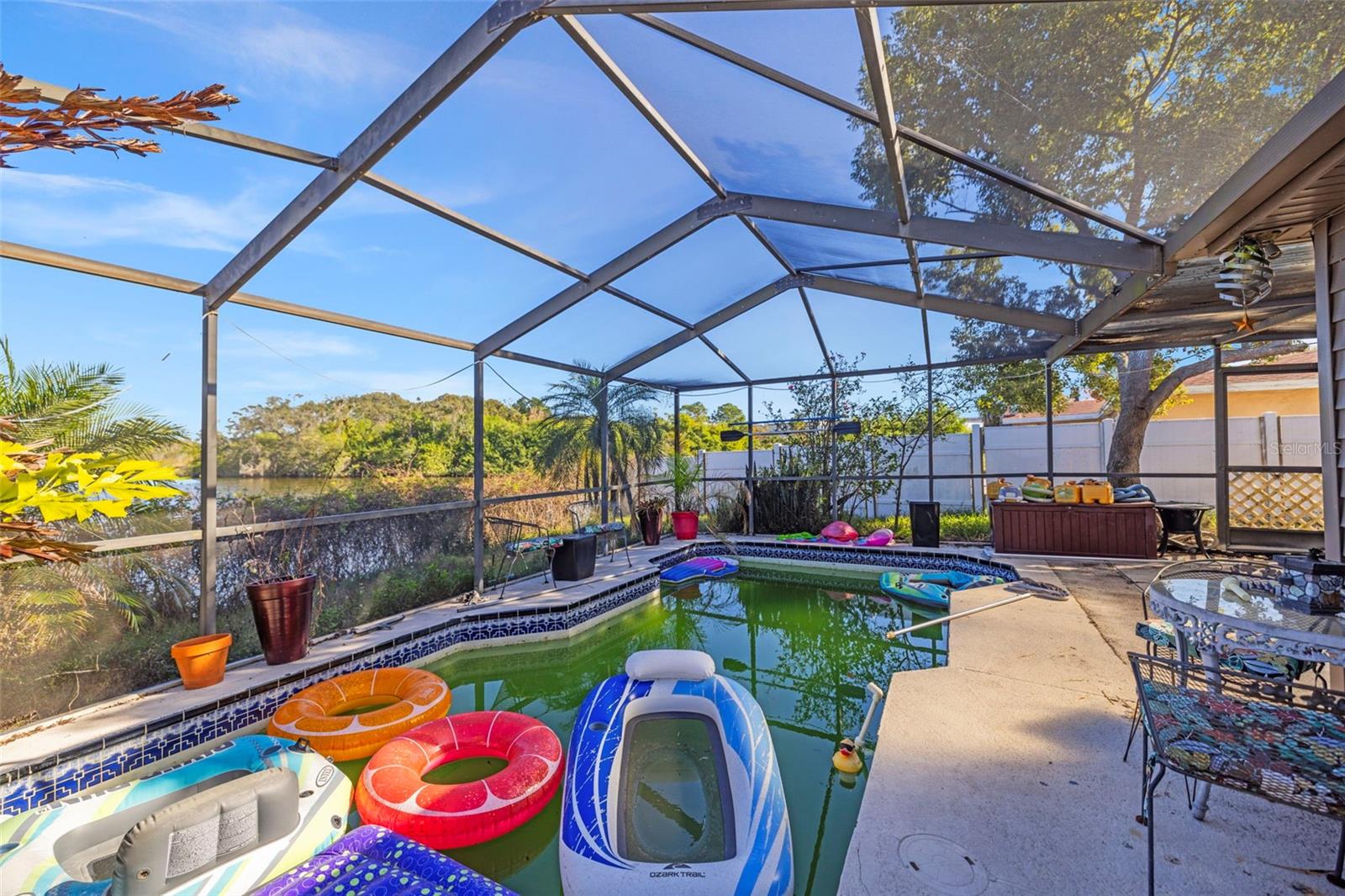 HOLIDAY LAKE ESTATES - Residential