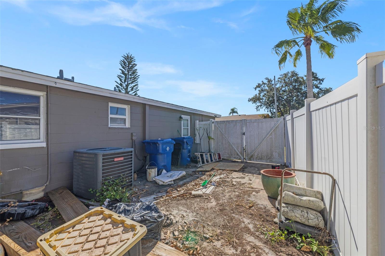 HOLIDAY LAKE ESTATES - Residential