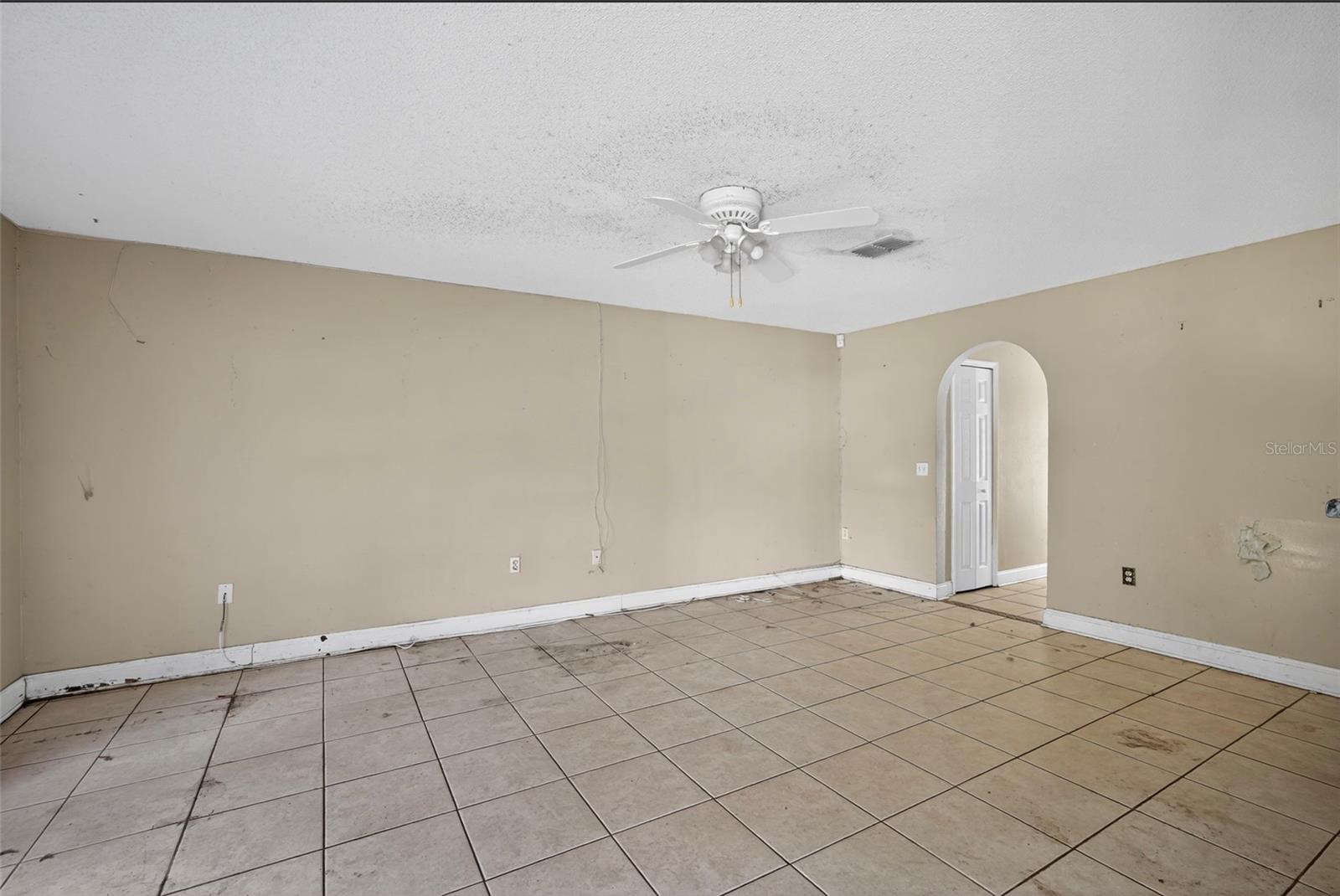 SOUTH FORK UNIT 1 - Residential