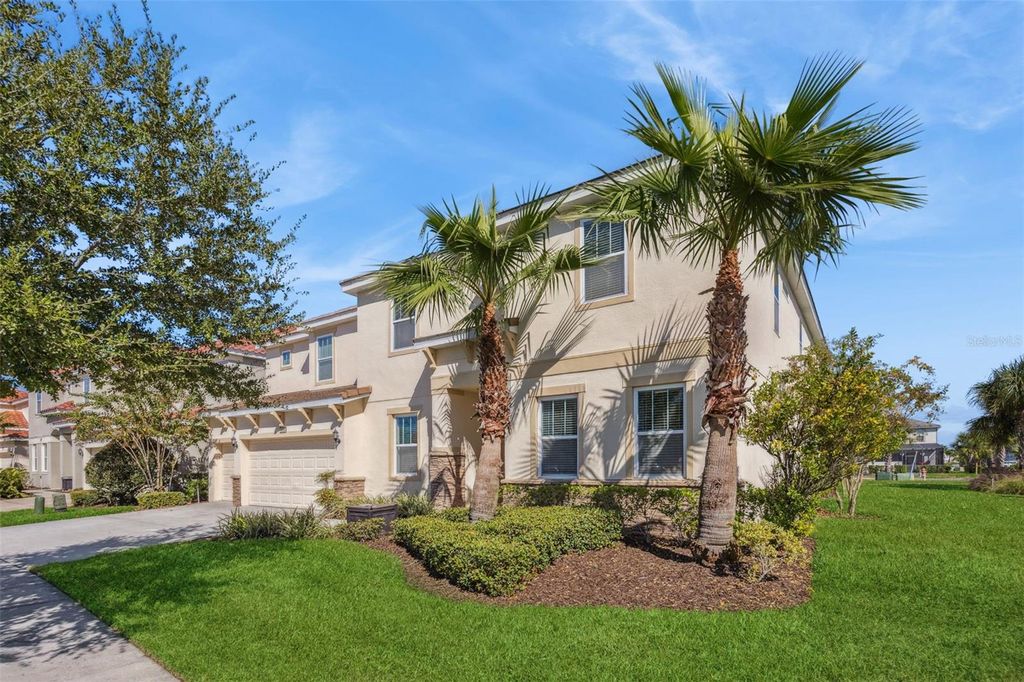 Photo of 6000 Oak Green Loop, Davenport, FL 33837 (MLS # O6359027)