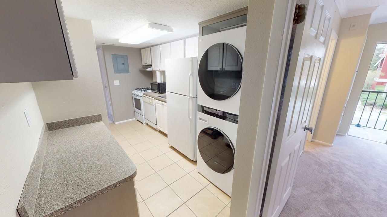 WATERSIDE AT CRANES ROOST A CONDO COMMUNITY - Residential