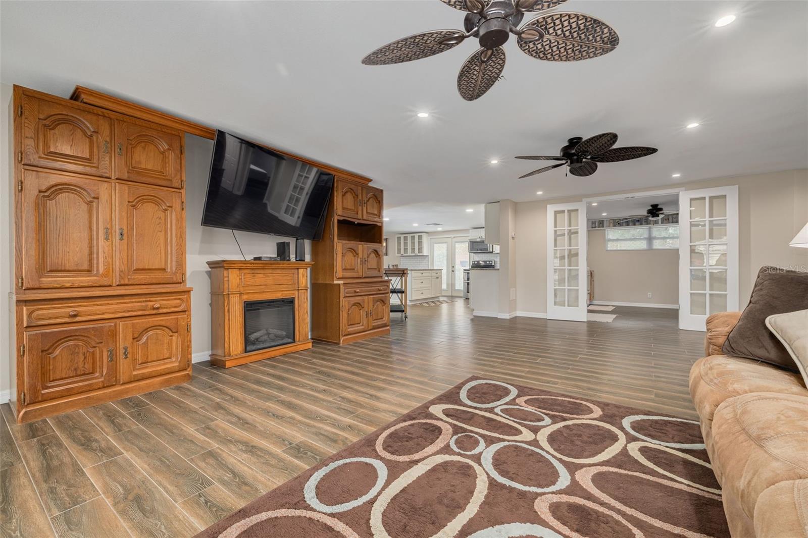 TANGLEWOOD EAST - Residential