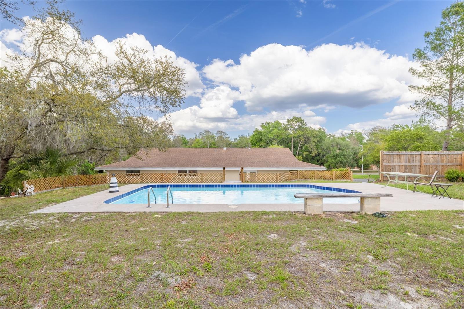 TANGLEWOOD EAST - Residential