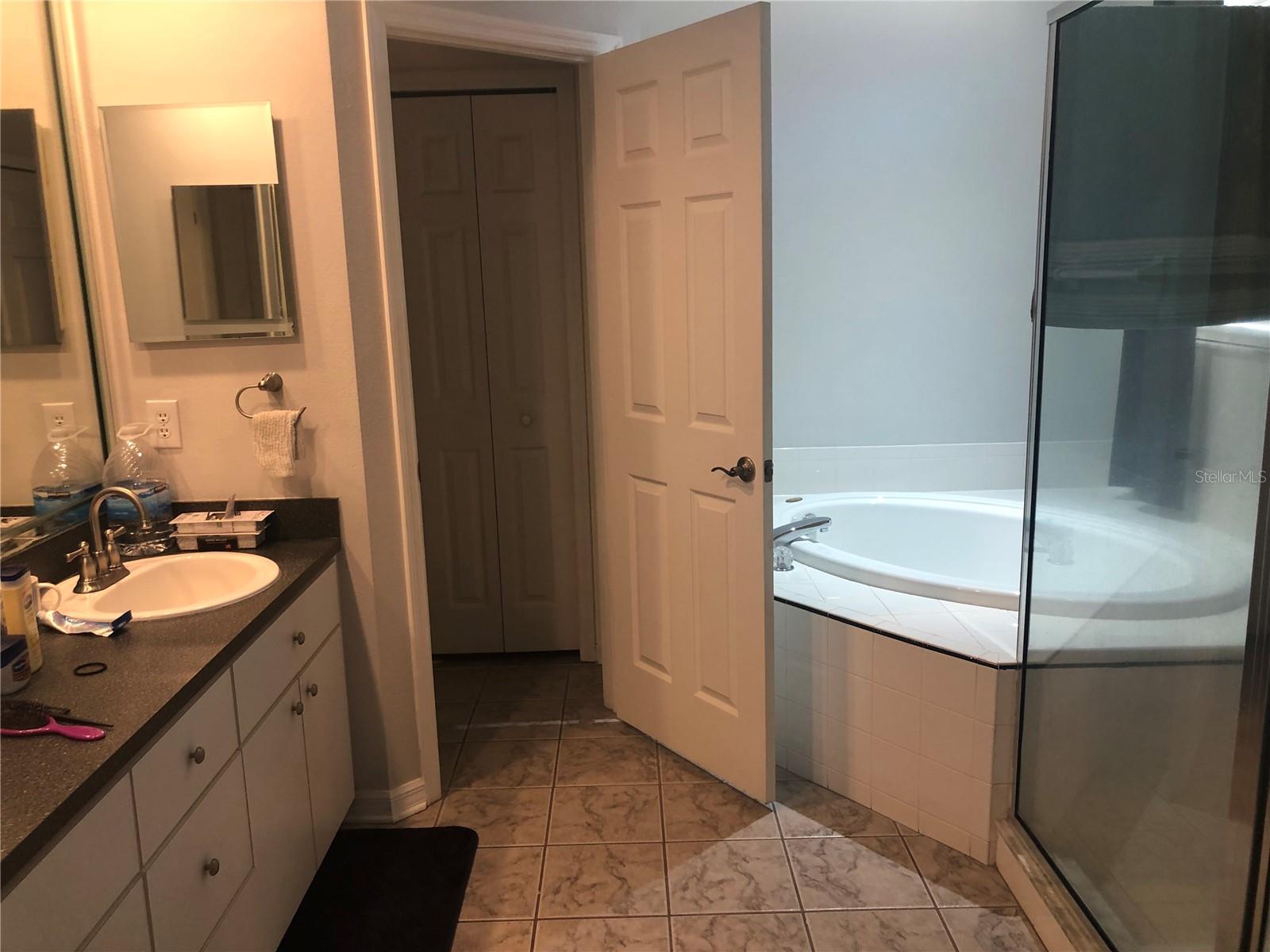 BLOOMINGDALE EAST/RIVER CROSSING - Residential Lease