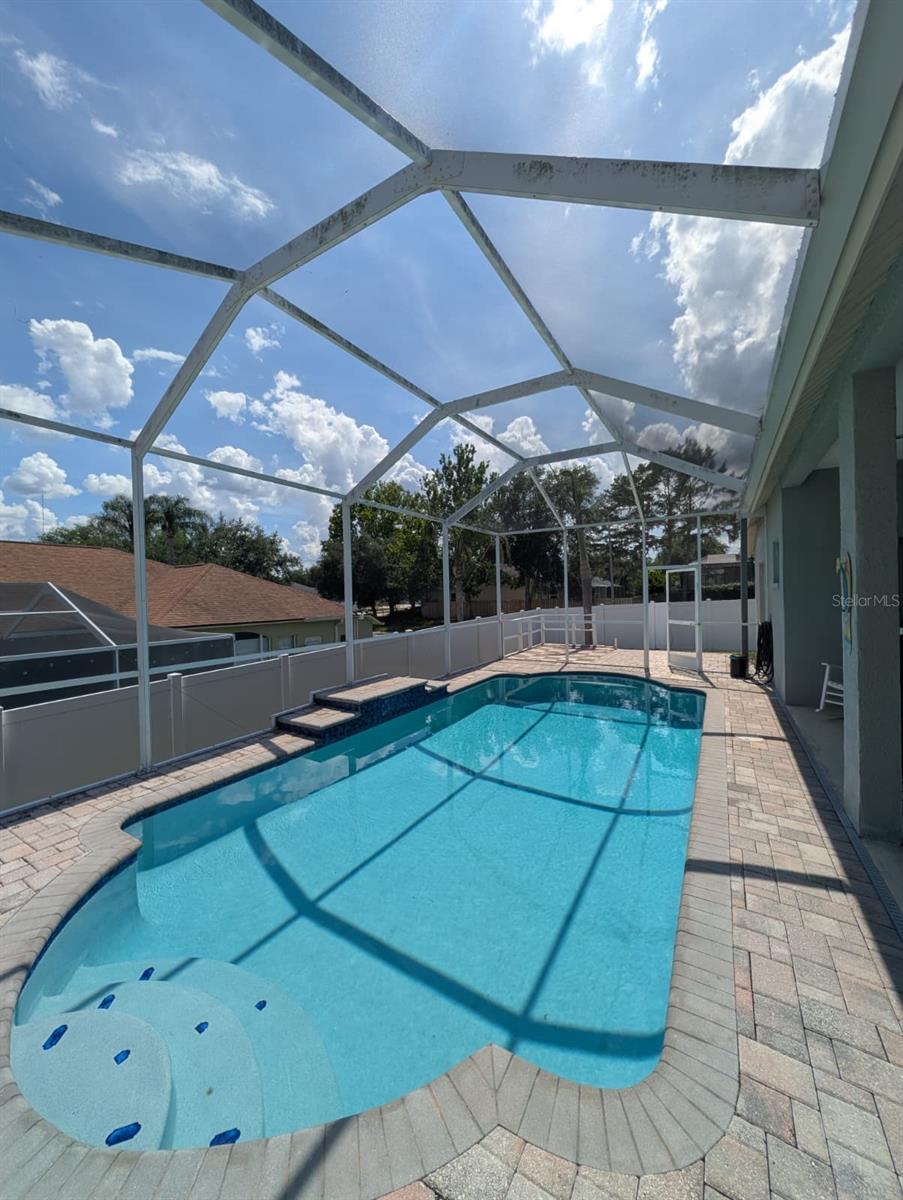 BLOOMINGDALE EAST/RIVER CROSSING - Residential Lease