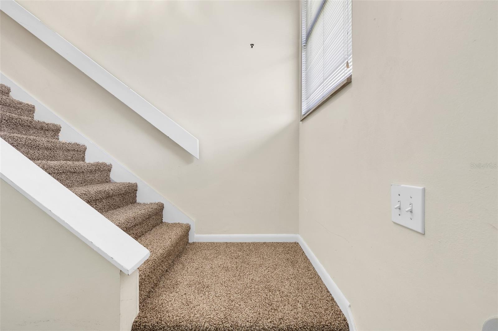 CLUB VILLAS AT WIMBLEDON PARK PH 02 - Residential Lease