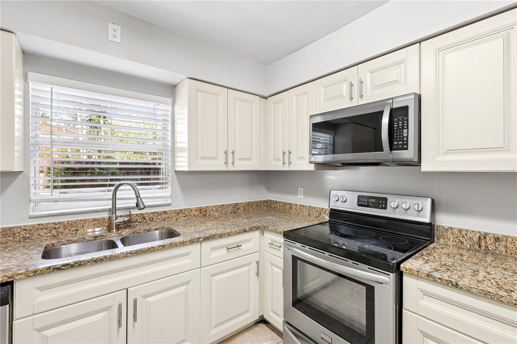 Photo of 129 Magnolia Avenue, Seffner, FL 33584 (MLS # TB8398840)
