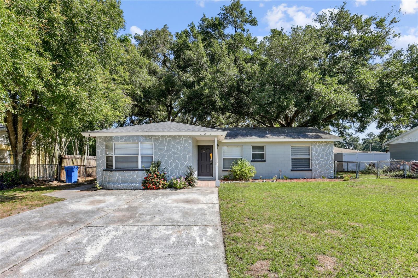 129 MAGNOLIA AVENUE