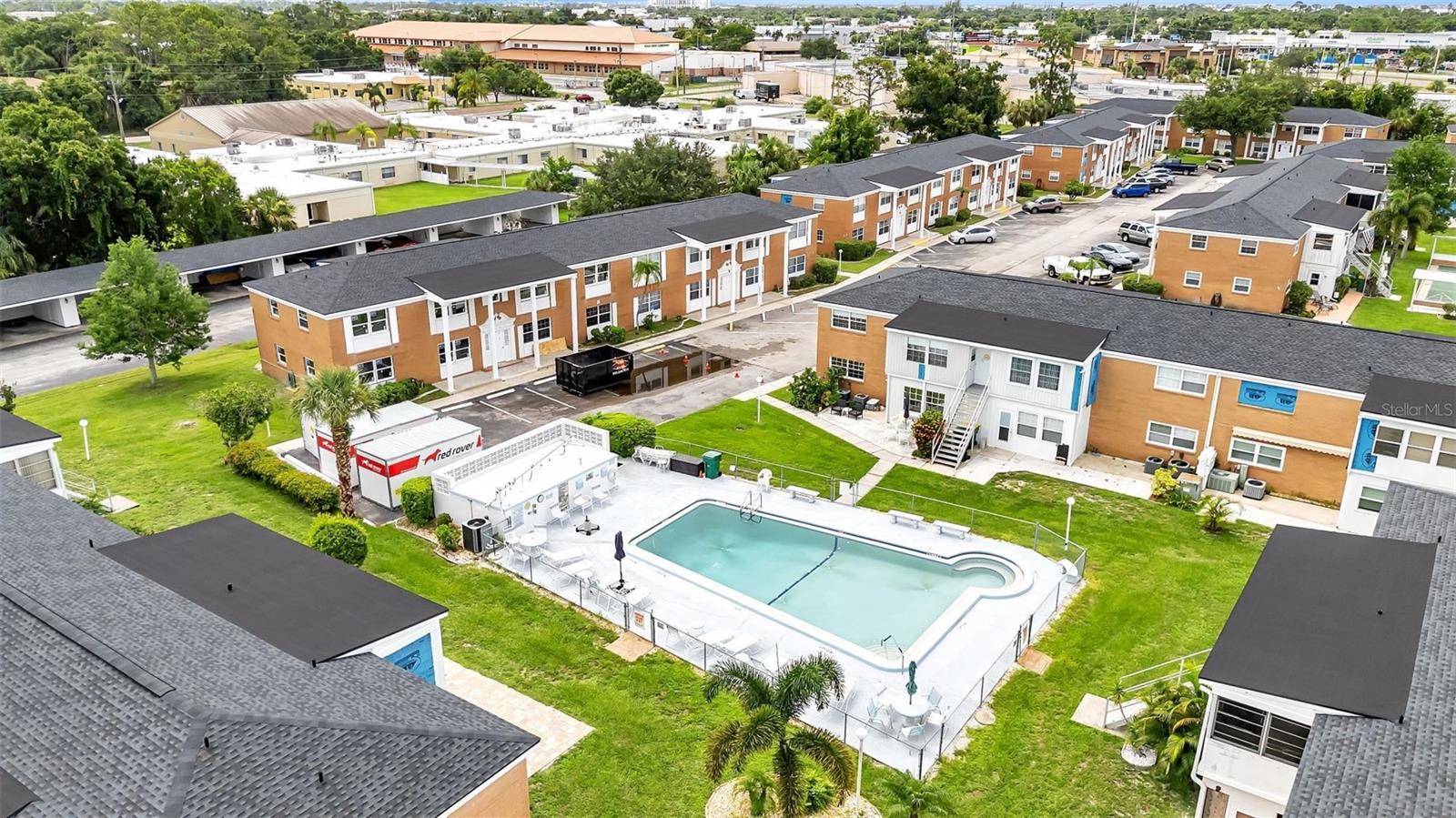 MARIA MANOR - Residential