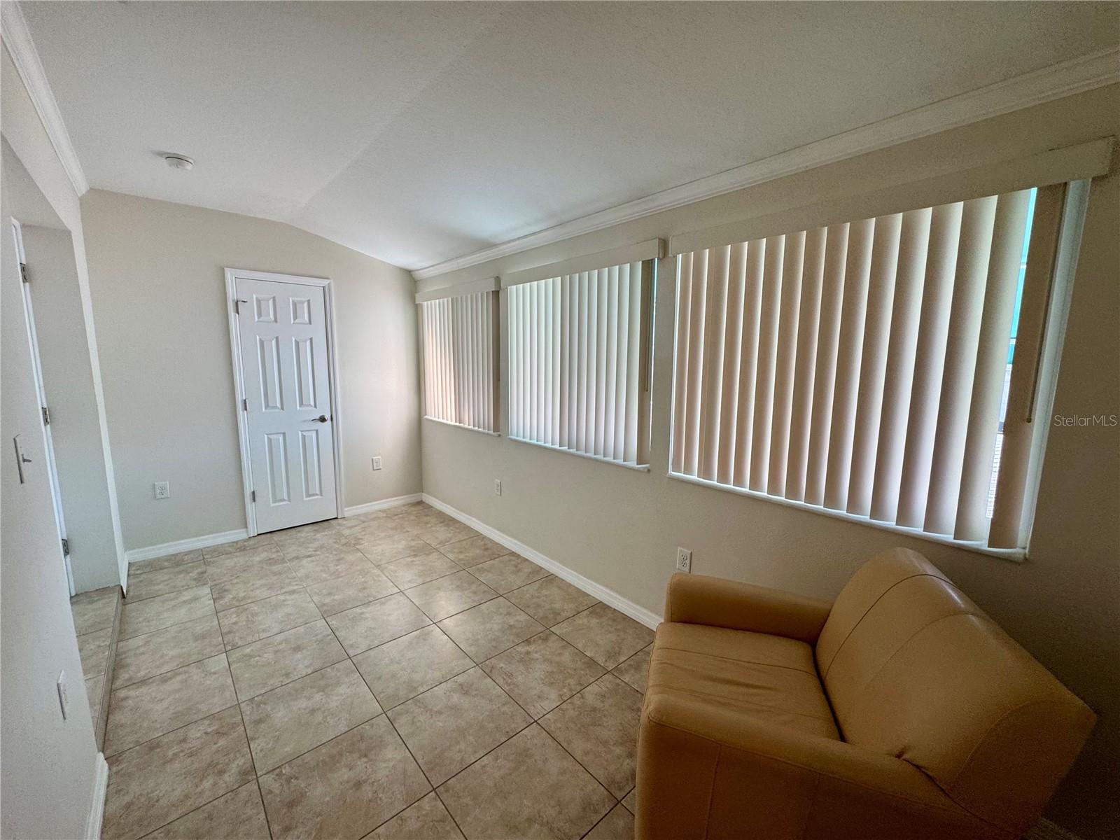 TOWN APTS CONDO - Residential Lease