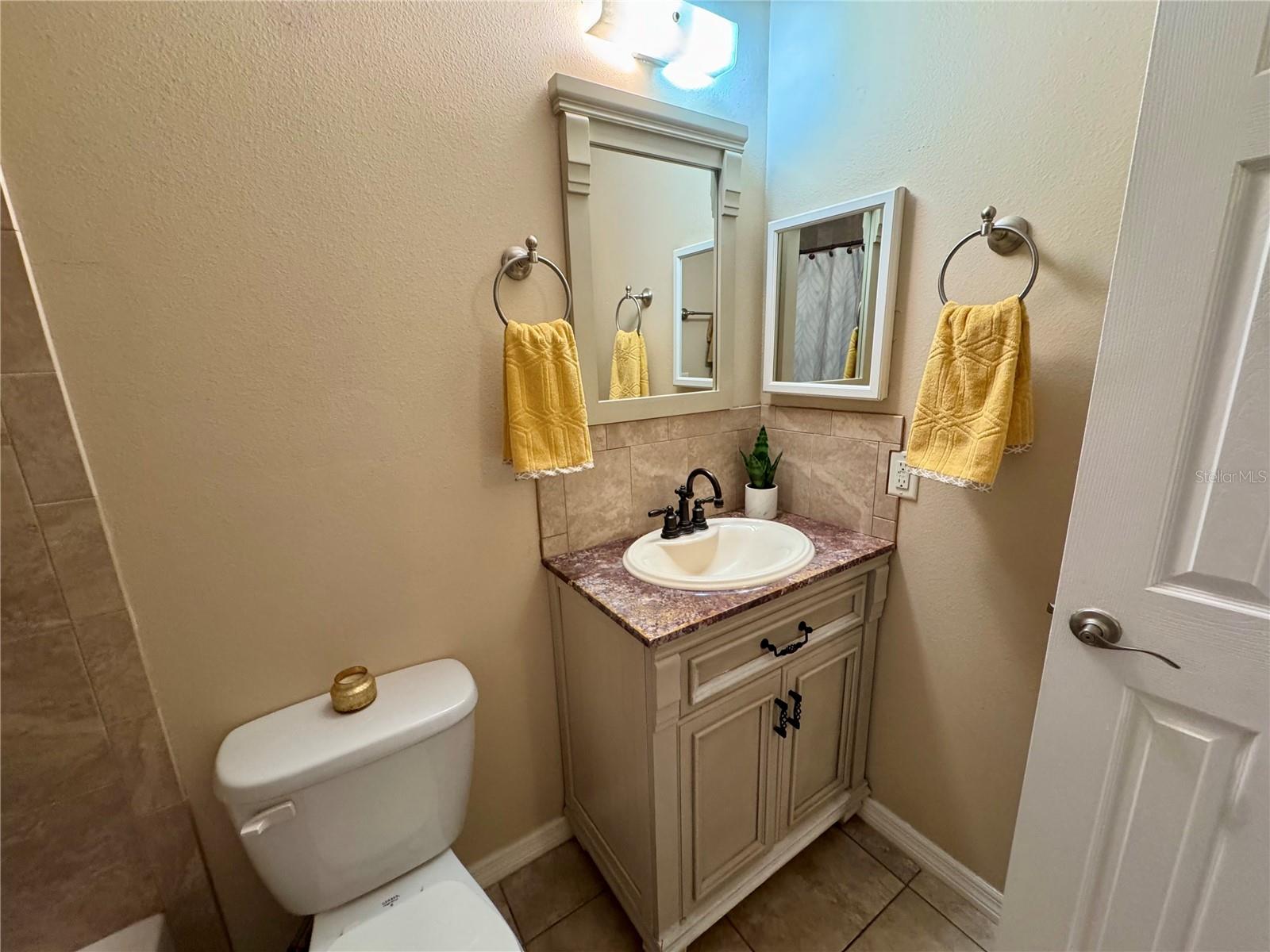 TOWN APTS CONDO - Residential Lease