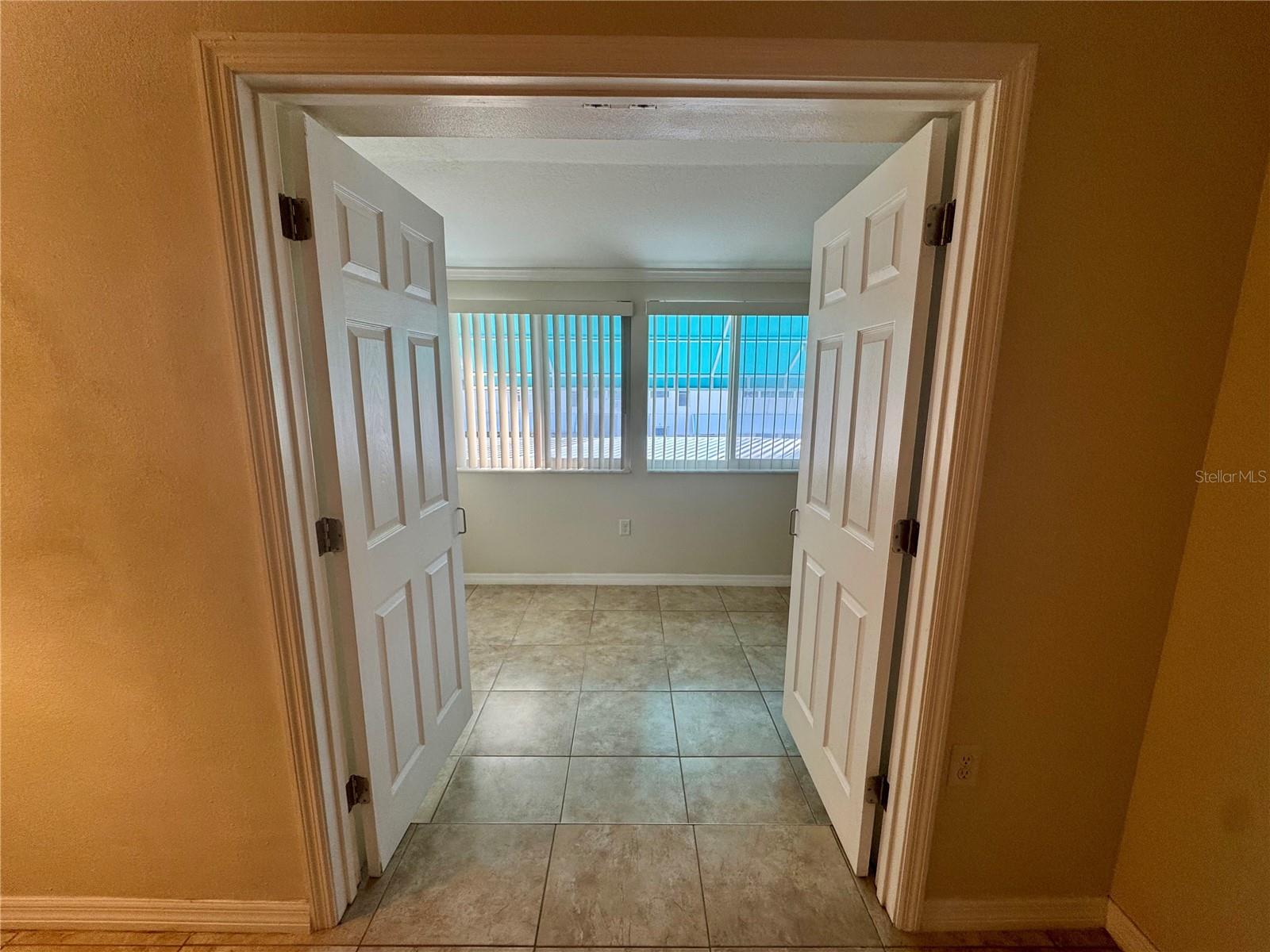 TOWN APTS CONDO - Residential Lease